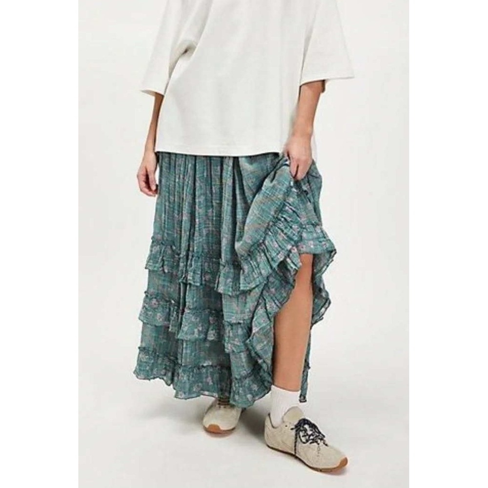 Free People FP One Brynn Printed Maxi Skirt Size S Tiered Ruffle Floral Chic EUC